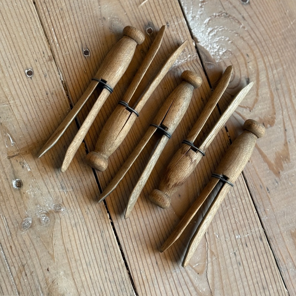 Vintage antique Wooden Clothespin Pegs with wire — Set of 5